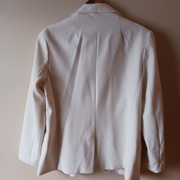 Silence + Noise Cream Blazer - Picture 2 of 4